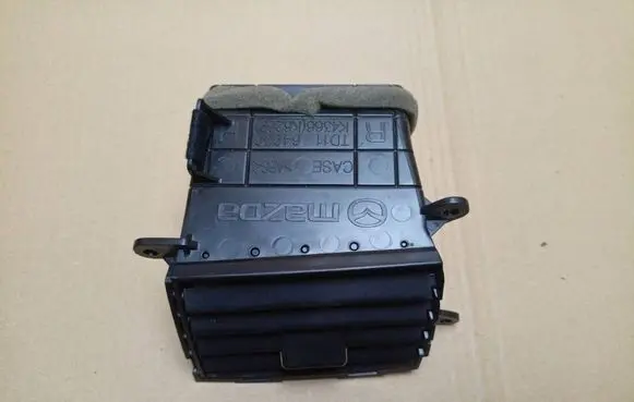 Mazda CX-9 Rear air vent grill TD1164930