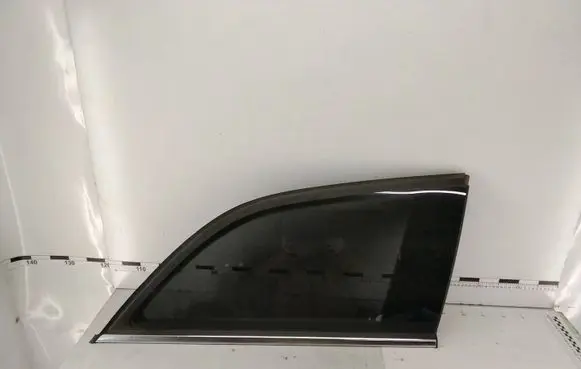 Opel Vectra C Rear side window 244698 43R00081