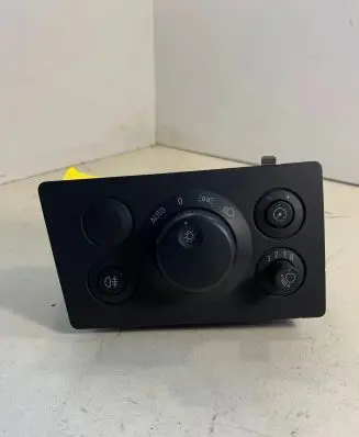 Opel Zafira B Light switch 13205867
