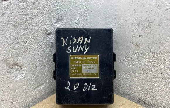Nissan Sunny Glow plug pre-heat relay 1106973Y00 M71ABB21