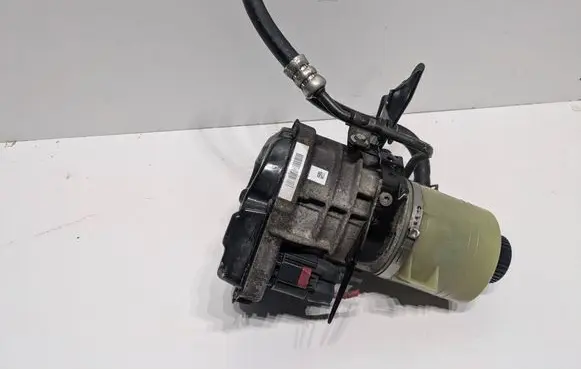 Renault Trafic III (X82) Power steering pump A0047924A
