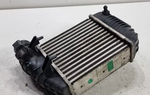 Audi A6 S6 C6 4F Intercooler radiator 1F0145805T
