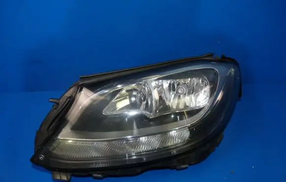 Mercedes-Benz C W205 Headlight/headlamp