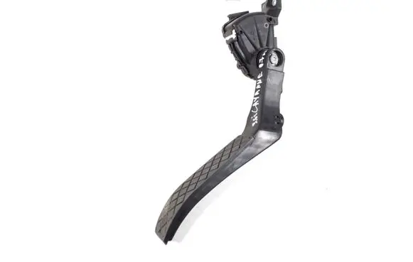 Porsche Cayenne (9PA) Accelerator throttle pedal 7L0723507E