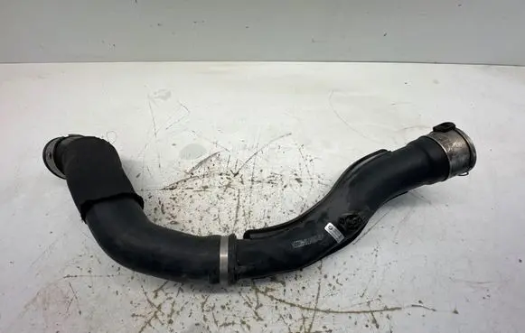 BMW 7 F01 F02 F03 F04 Intercooler hose/pipe 7809834
