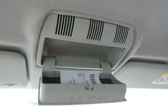 Skoda Fabia Mk3 (NJ) Sunglasses storage box 