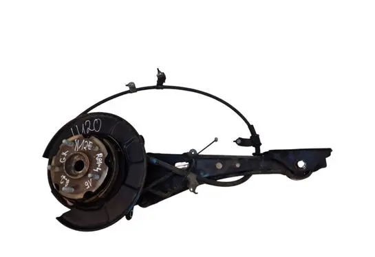 Toyota RAV 4 (XA40) Rear wheel hub