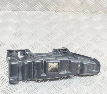 BMW 2 F22 F23 Front bumper mounting bracket