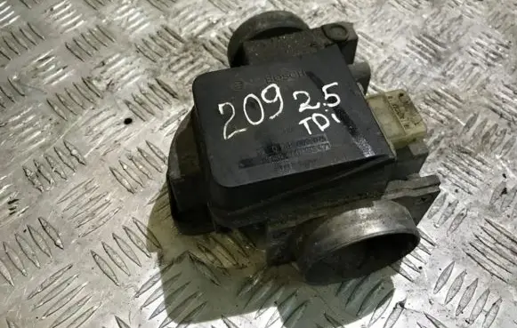 Audi A6 S6 C4 4A Mass air flow meter 0281002074 4a0133471