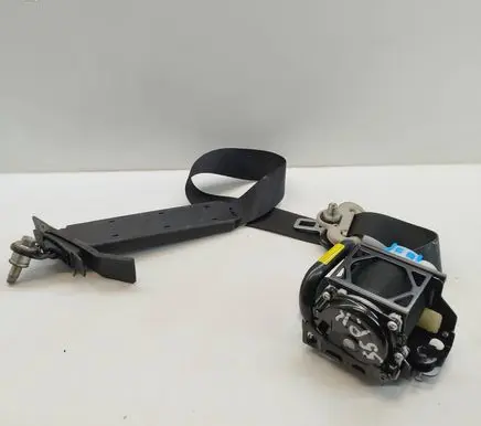Nissan X-Trail T32 Front seatbelt 0643392