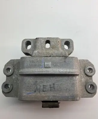 Volkswagen Caddy Engine mount bracket 1K0199555M