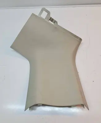 Volvo V70 (D)pillar trim (top) 