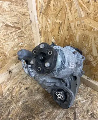 BMW X5 E70 Gearbox transfer box case 7574777 7076152