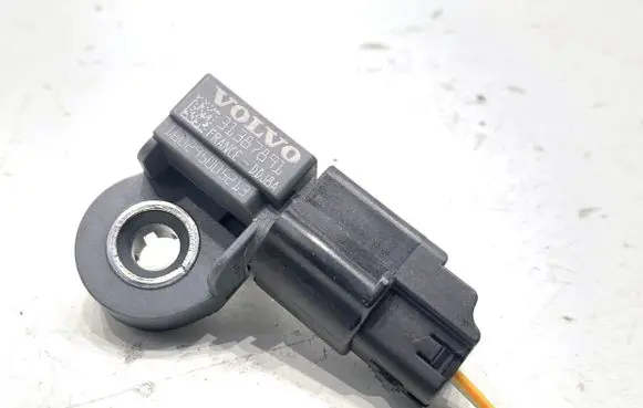 Volvo V40 Airbag deployment crash/impact sensor 31387891