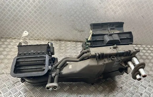 Audi A4 S4 B7 8E 8H Interior heater climate box assembly 8E1820005J