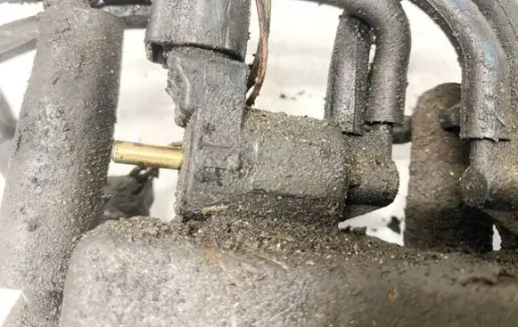 Audi A6 S6 C4 4A Turbo solenoid valve
