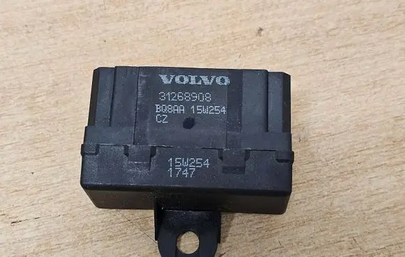 Volvo S60 Seat control module 31268908