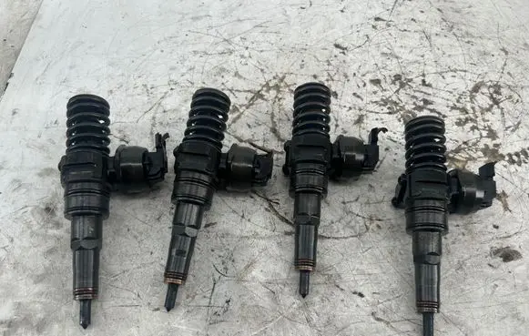 Audi A4 S4 B7 8E 8H Fuel injectors set 0414720230 038130073BH