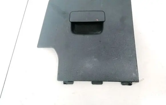 Volkswagen Touran I Glove box 1T0867461