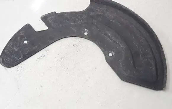 Volkswagen PASSAT B5.5 Front brake disc dust cover plate 