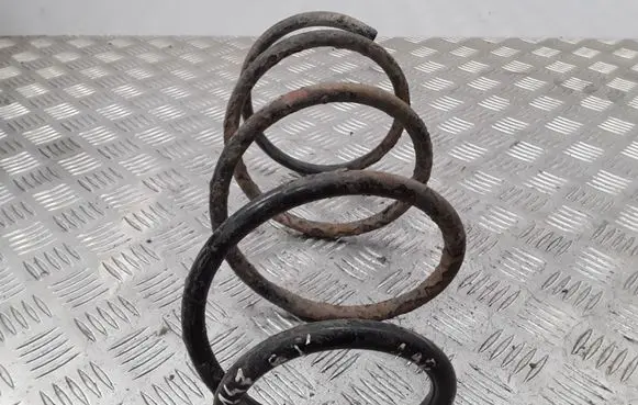 Alfa Romeo 147 Rear coil spring