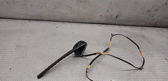 Nissan Murano Z50 Aerial GPS antenna 