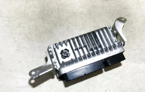 Toyota Yaris Engine control unit/module 896610u710 89661-0u710
