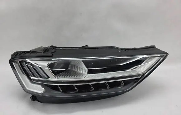 Audi A8 S8 D5 Headlight/headlamp 4N0941036