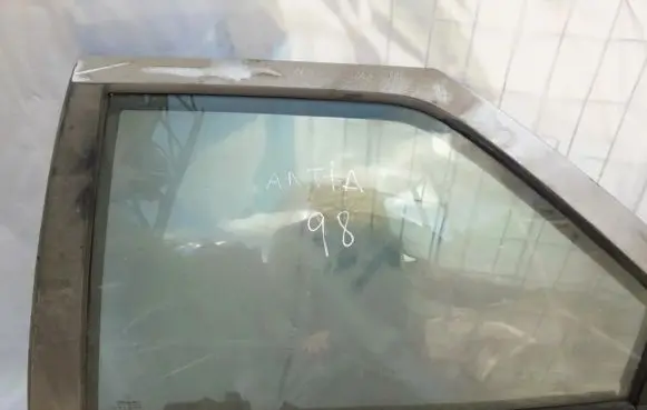 Citroen Xantia Rear door window glass