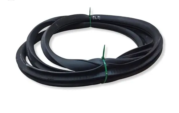 Mercedes-Benz C W205 Front door rubber seal A2056970051