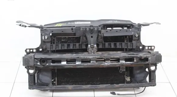 Volkswagen Golf VI Radiator support slam panel