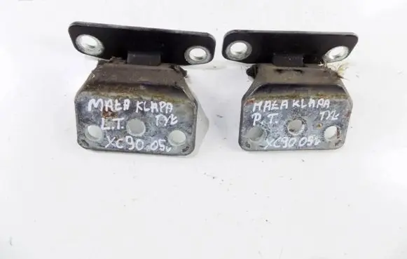Volvo XC90 Tailgate hinge 
