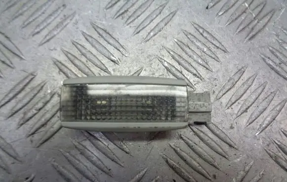 Volkswagen PASSAT B5.5 Other interior light 3B0947113