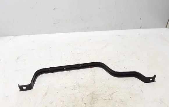 Fuel tank mounting bracket