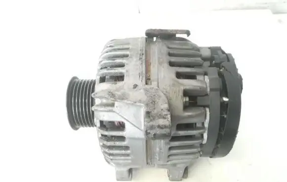 Toyota Avensis T250 Generator/alternator 779745