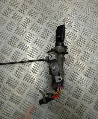 Audi A4 S4 B6 8E 8H Ignition lock 4B0905851