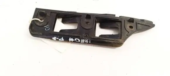 Volkswagen Jetta VI Front bumper mounting bracket 1K0807164