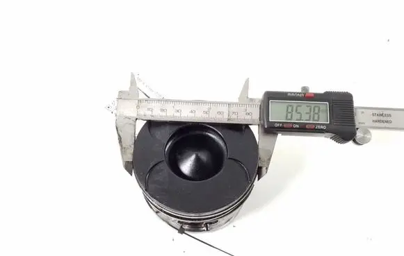 Mercedes-Benz S W220 Piston with connecting rod 