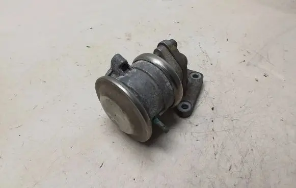 Audi A6 S6 C5 4B EGR valve 078131185
