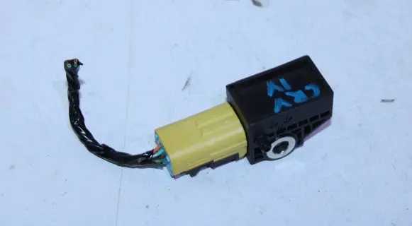 Honda CR-V Airbag deployment crash/impact sensor