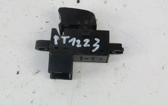 Nissan Primera Electric window control switch 