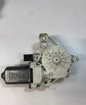 Audi A7 S7 4K8 Front door window regulator motor 4K0959802 C28128101 180430251601