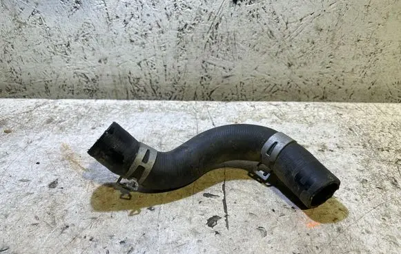 Toyota Yaris Engine coolant pipe/hose