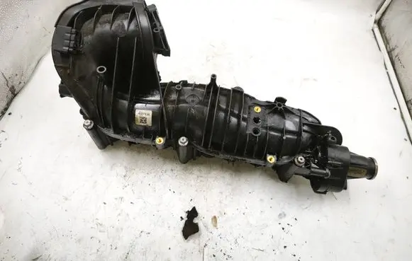 BMW 3 E90 E91 Intake manifold 781074102 857553401 10213510