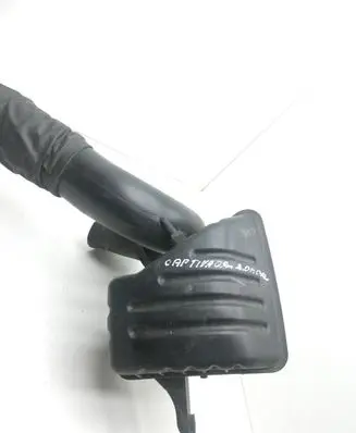 Chevrolet Captiva Intake resonator 
