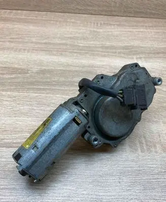 Volkswagen Sharan Rear window wiper motor 7M0955713