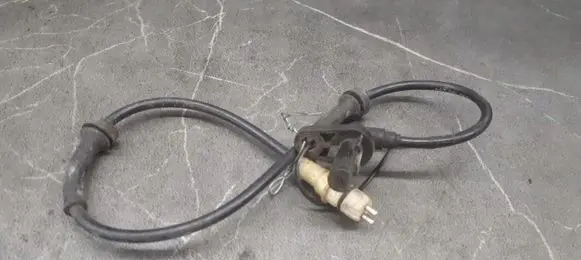 Renault Clio II ABS brake wheel speed sensor 8200186294