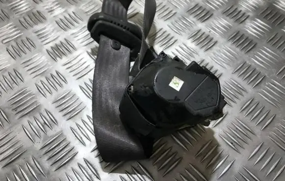 Fiat Punto (188) Rear seatbelt