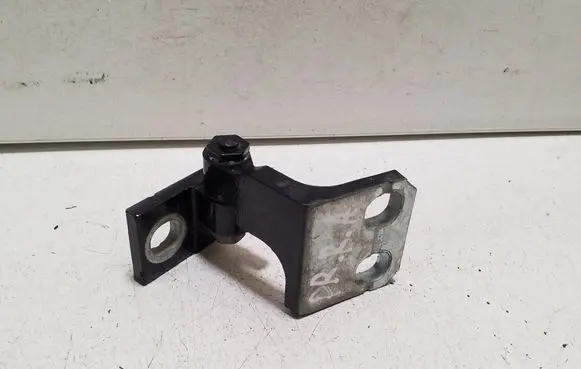 Fiat 500L Front door lower hinge 