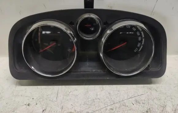Opel Antara Speedometer (instrument cluster) 96941870